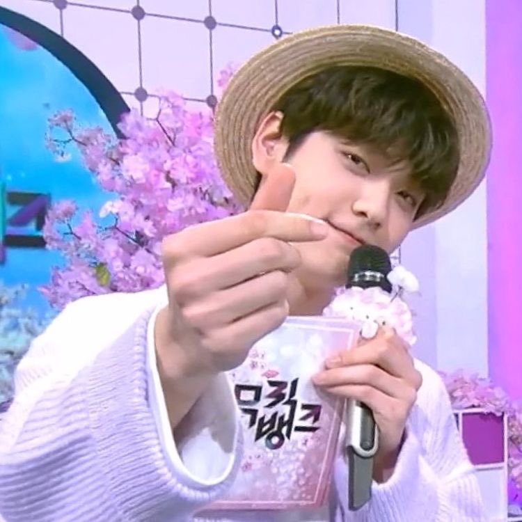 strbryeon's tweet image. do u get                           deja vu ?