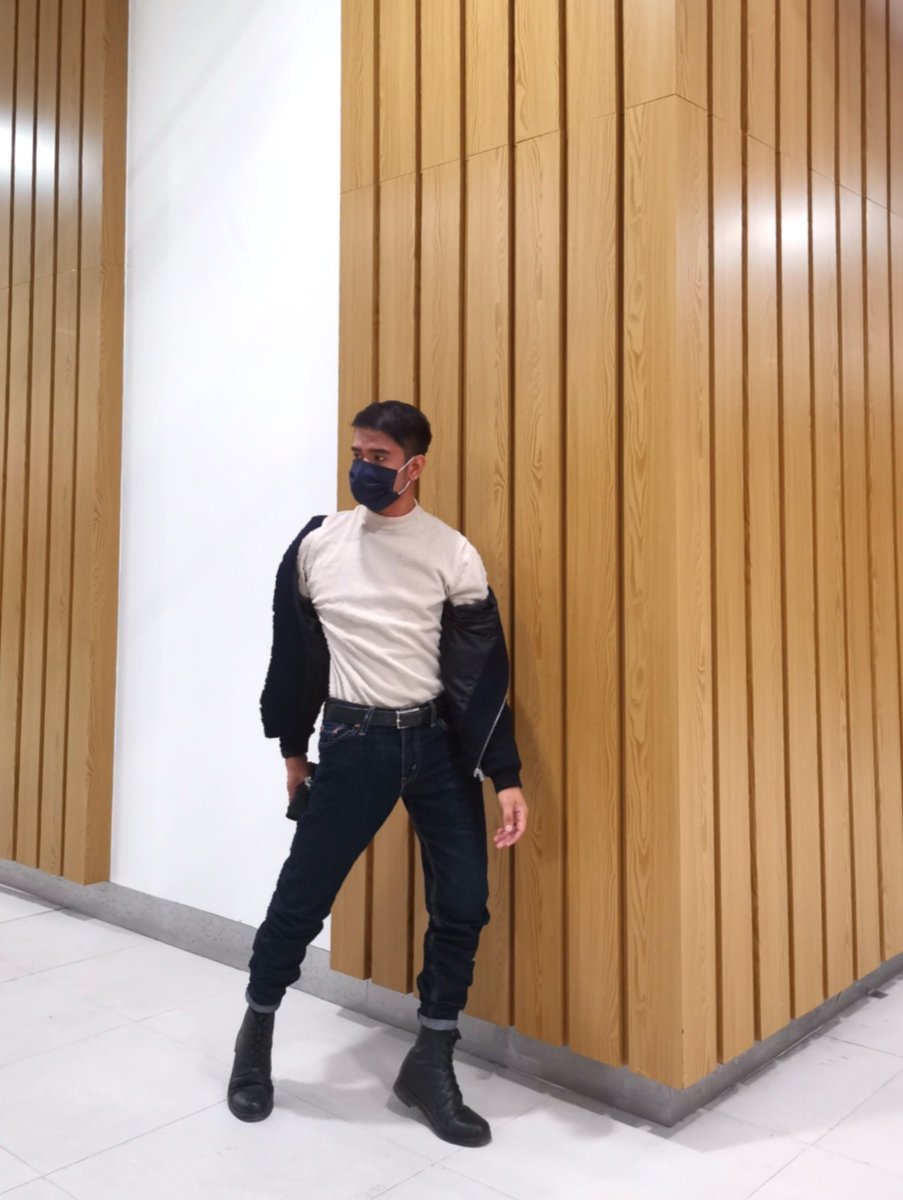 imjj_08's tweet photo. Command Attention ⚠
#VisualPassion #CustomFashioned #igersMNL #IKEA #IKEAph #ObsessedWithBeauty #SMMen #TheSMStore #MensStyleGuide #MensStyle #MensFashionPost #EDMHouseNetwork https://t.co/xk11kRCrzW