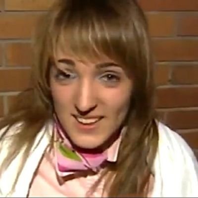JarticaT's tweet photo. La ruptura con Marta le está viniendo muy bien a tv5, así no se habla de los 10.000 asquerosos euros que tv5 le ha dado a AnaBella para callar bocas (aunque solo en publicidad ganara 2 m de euros), ni de la operación Chorizo Deluxe.
Cojonudo todo.
#YoMeRebelo10A https://t.co/I1U3GacExd