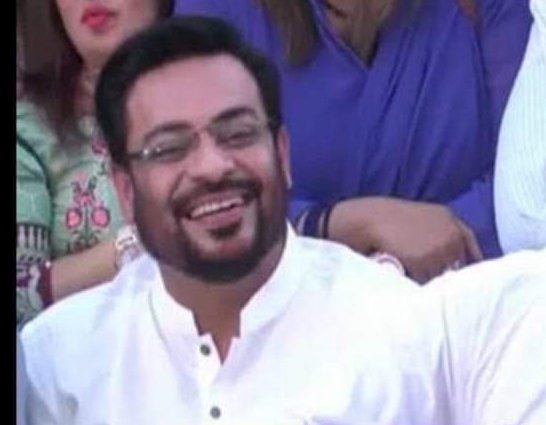 Imranist_01's tweet photo. In the World full of Amir Liaqat', Be like Ali Muhammad Khan

#BaniGala 
#امپورٹڈ_حکومت_نامنظور https://t.co/jSMt95E9rU