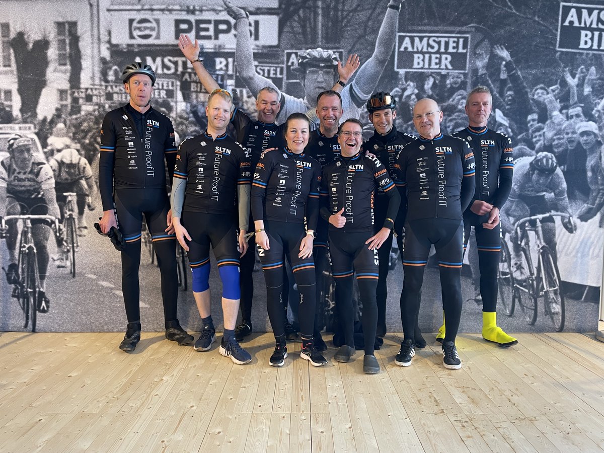 Een groep fanatieke collega’s nam gisteren deel aan de toerversie van de <a href="/Amstelgoldrace/">Amstel Gold Race</a>. Ondanks het weer, een mooi moment, om gezamenlijk een sportieve activiteit te ondernemen en een goede oefening voor onze eigen @SLTNbvfietsdag welke later dit jaar gehouden wordt!
#teamsltn