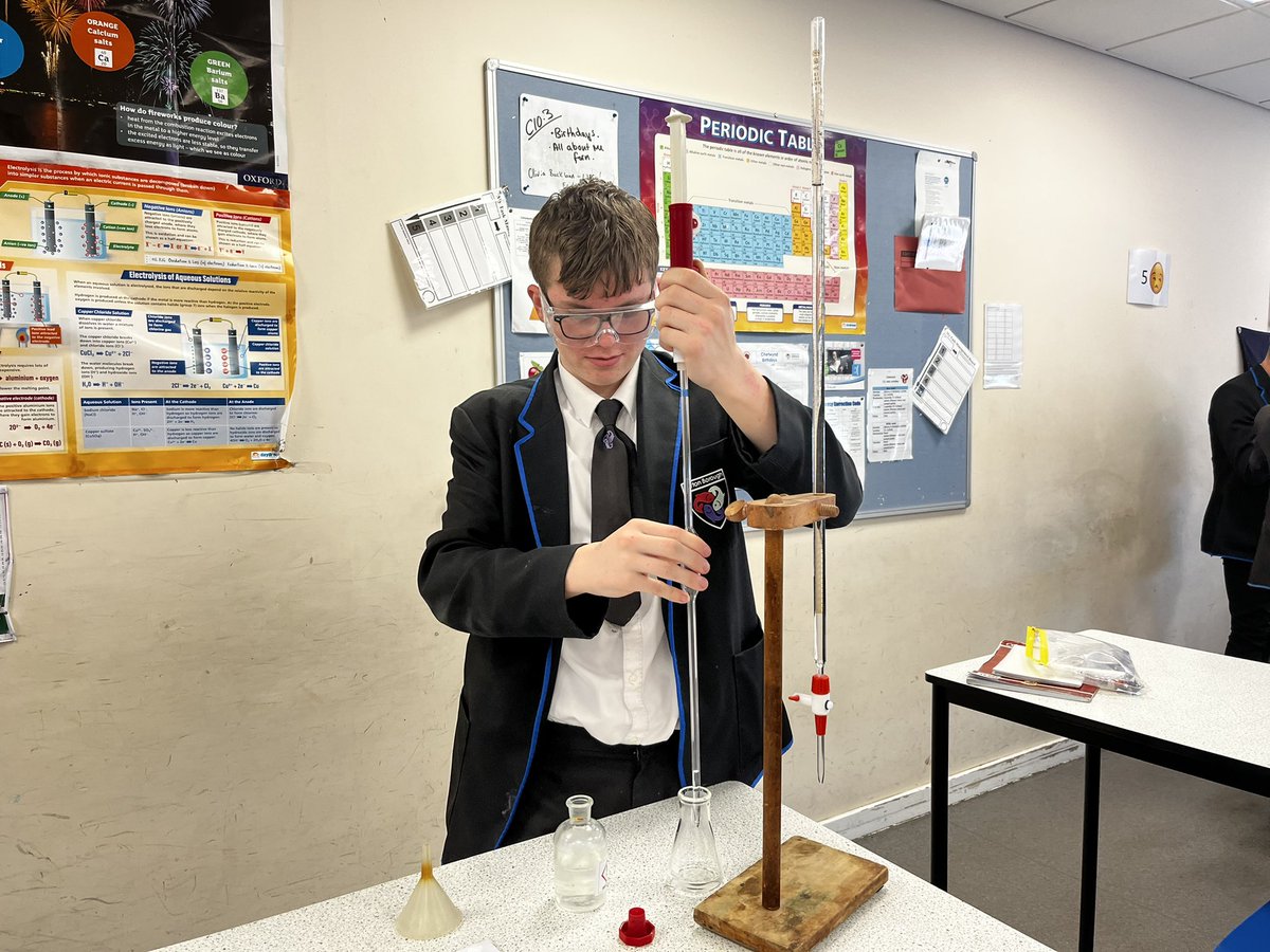 bbs_science's tweet photo. Year 11 triple making fertiliser with Mr B. 👌 https://t.co/dj75qfXFNx