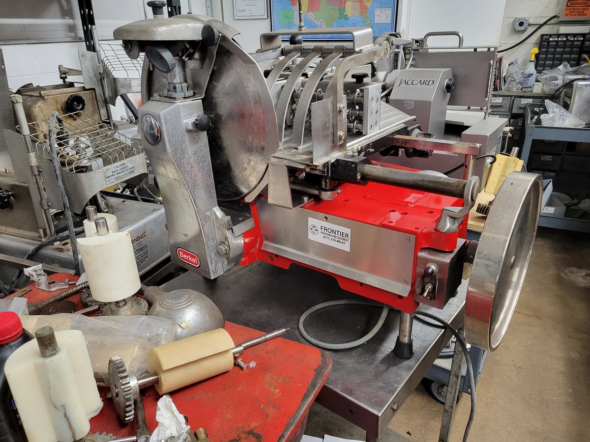frontierequipme's tweet photo. We have new and used equipment in stock! Call Frontier at (877)219-MEAT (6328) today! https://t.co/RGIzLE8nIS #meatprocessing #baconslicer #butchershop #roastbeef #pastramisandwich #delislicer #berkelslicer #bizerba #freshsliced #meatslicer #foodequipmentsupply #jaccard https://t.co/3qOvMpQc1t