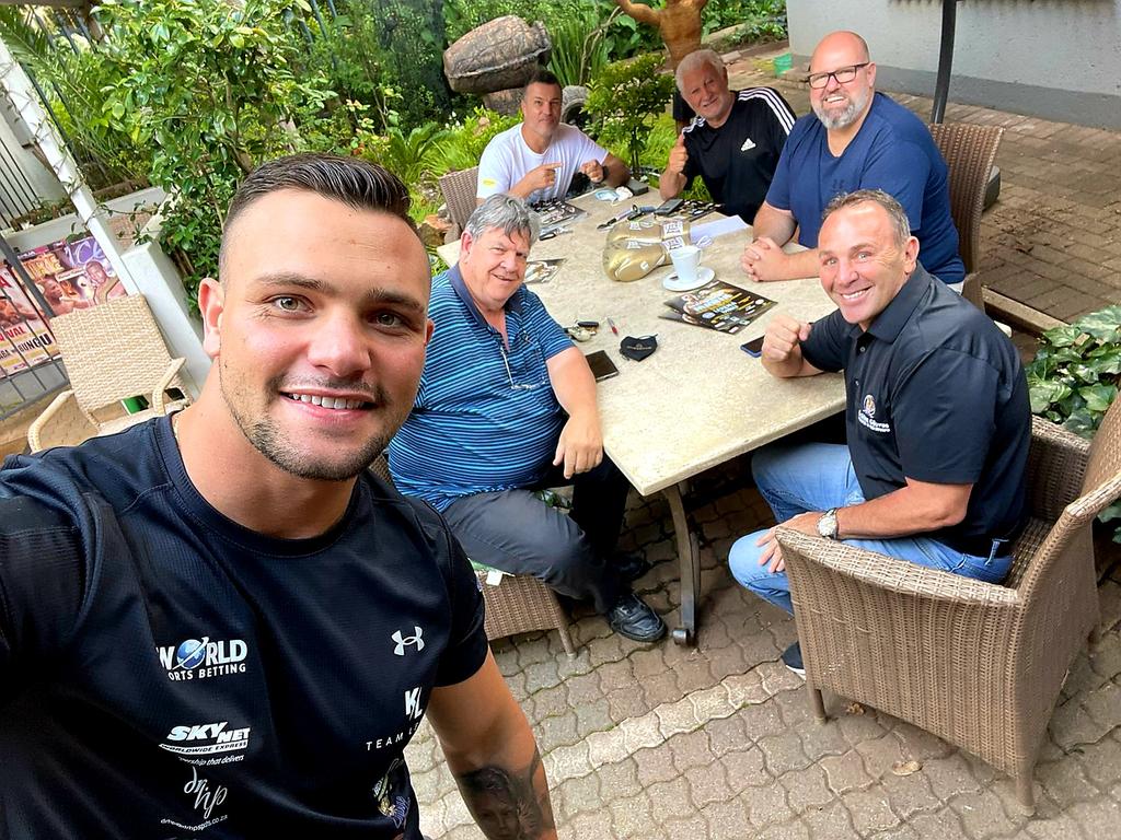 Jeff Ellis (@africanring) on Twitter photo Coffee with the Champs.<a href="/GoldenGlovesSA/">Rodney Berman</a> <a href="/brianmitchell14/">Brian Mitchell</a> <a href="/KevinLerena/">Kevin Lerena</a> <a href="/1sniper11/">Peter Smith</a> <a href="/JamesBGrad/">James Gradidge</a> Coffee with the Champs.<a href="/GoldenGlovesSA/">Rodney Berman</a> <a href="/brianmitchell14/">Brian Mitchell</a> <a href="/KevinLerena/">Kevin Lerena</a> <a href="/1sniper11/">Peter Smith</a> <a href="/JamesBGrad/">James Gradidge</a>