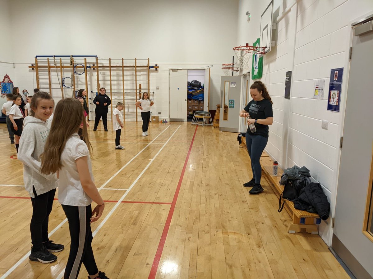 caldersideac's tweet photo. P7/6s had a brilliant time at their Calderside Dance sessions with Miss Morrison at Neilsland Primary today. They were all fantastic! Mrs Campbell was very impressed! Well done, everyone. https://t.co/9a18DM9CfW