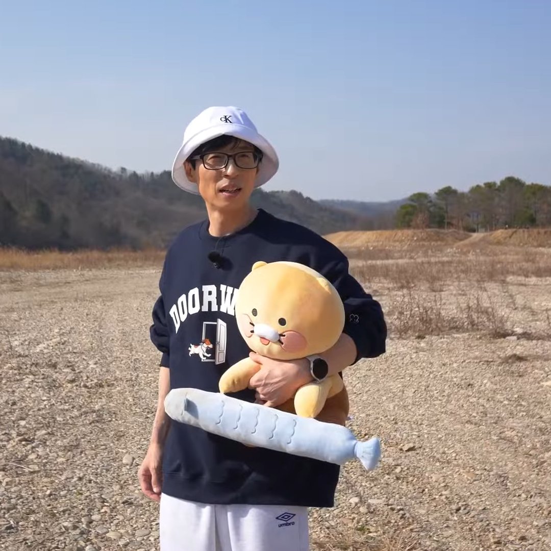 myjaesukie72's tweet photo. he looks like that one little boy who got lost while exploring🤓 https://t.co/LGnUj7iT8C