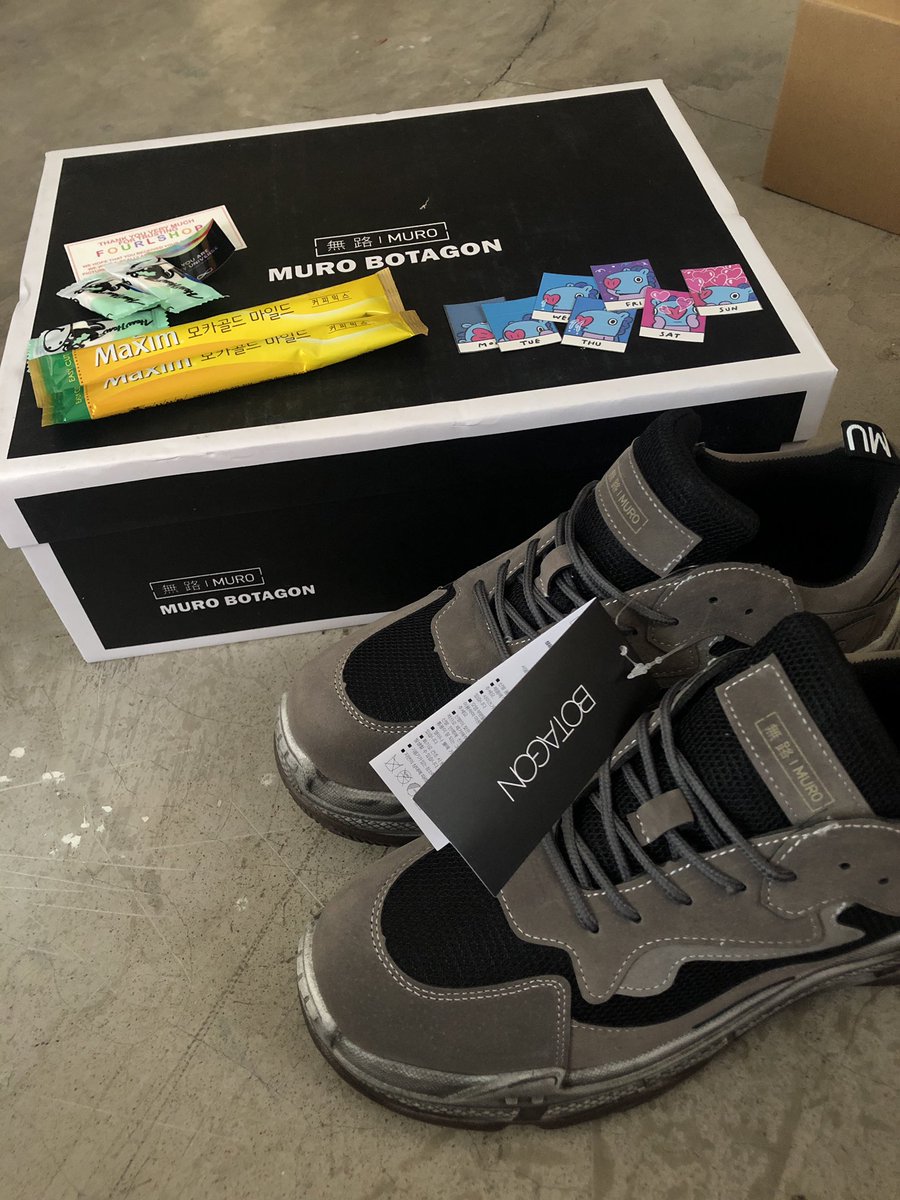 siomae_PDnim's tweet photo. chekey peram muna shoes ha 🖤

tysm @fourlshop, u made my week 🥺💕#FLSproofs https://t.co/OCLSVK0PVY