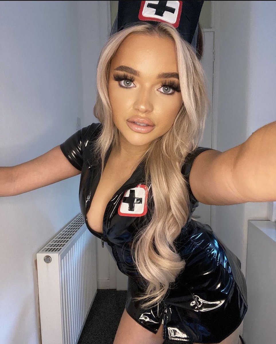 DommeCatfish's tweet photo. Stop thinking for yourself, you're too stupid to think for yourself, I'll do that for you now.  Sacrifice your mind, body and soul to me.

Destroy yourself, abuse yourself, ruin yourself all because I've told you to.

Findom finsub catfish latex humiliation blackmail femdom sissy https://t.co/0XLODN8PWM
