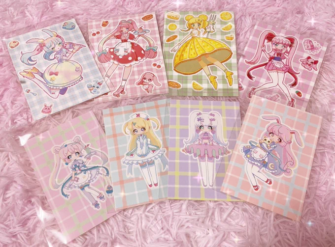 【新作グッズ2】
台紙付き型抜きキャラシール💌
8種類あって小物もシールになってます💘 