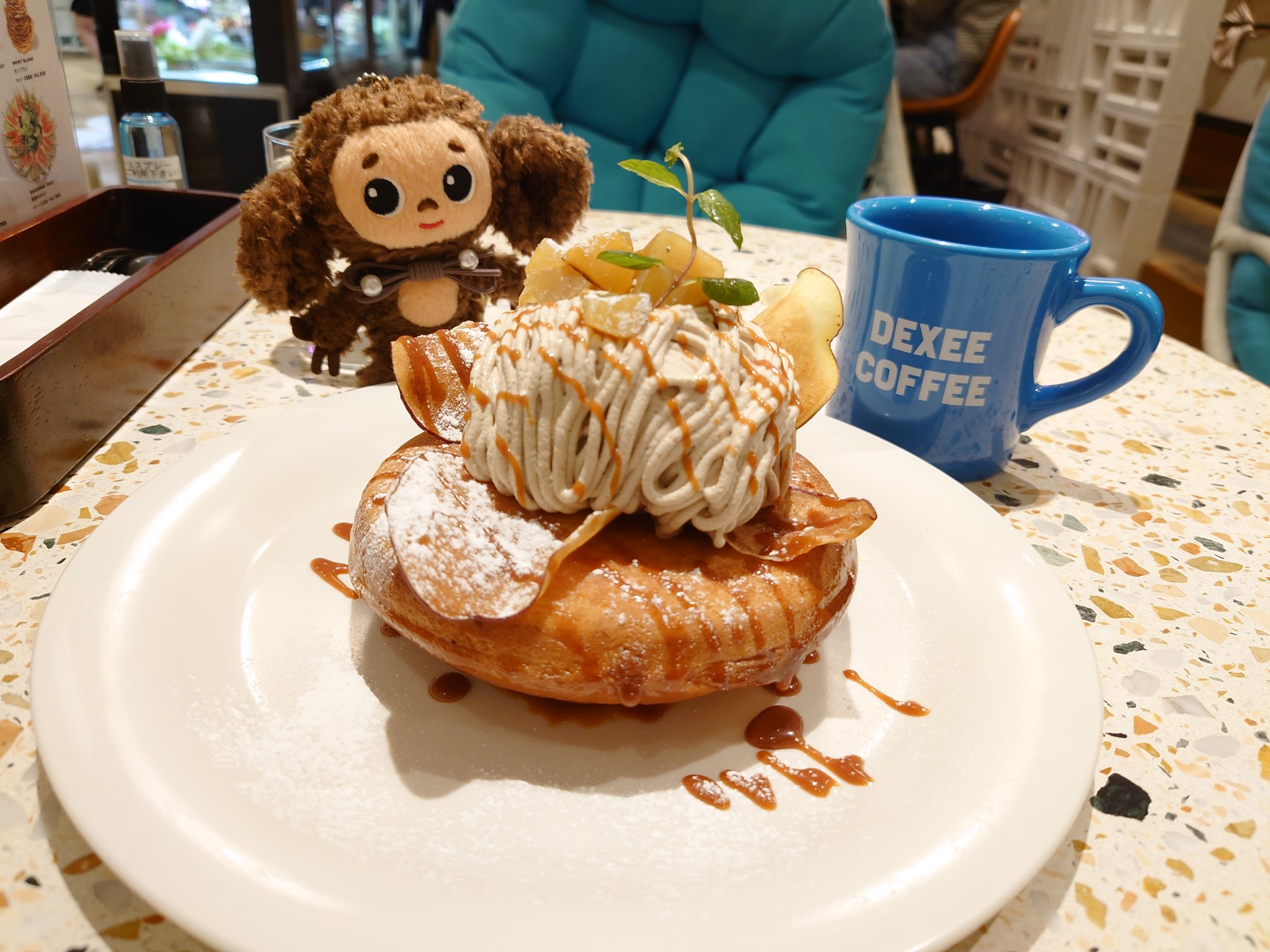 Kabukiza Cheb パンケーキ 塩キャラメルモンブランパンケーキ パンケーキ大好き 食べてる間は幸せでした 美味しかった Mokuoladexeediner モクオラディキシーダイナー パンケーキ ぬい撮り チェブラーシカ