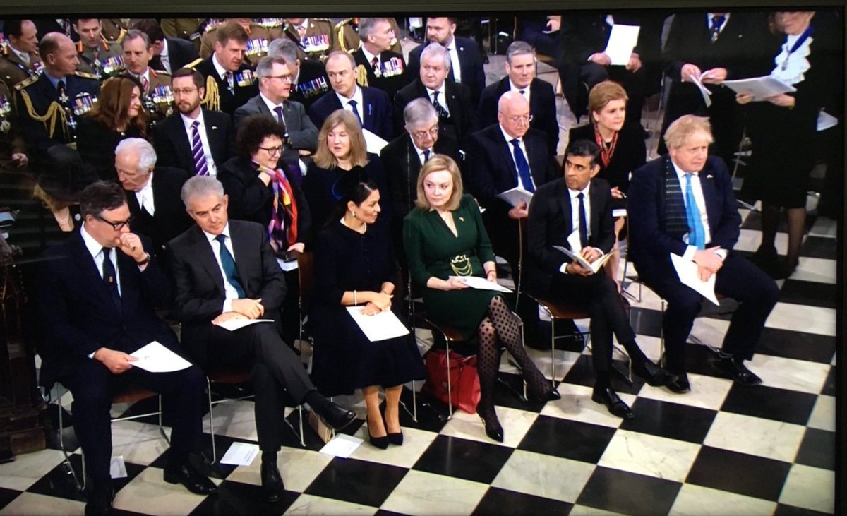 AgentP22's tweet image. You got a good view of the memorial service @NicolaSturgeon?

😂😂😂