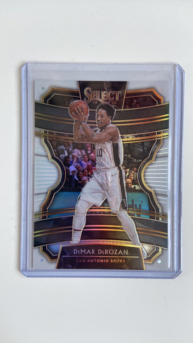 White Prizm Select kaarten zijn wel echt clean. Genummerd uit /149 ook nog eens!