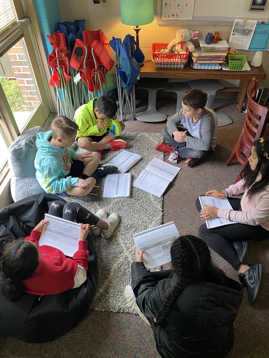 Serious Science Talks happening in (wait for it)… ELA! These kiddos are rockin’ their expert topic and providing some BOLD evidence for support!  <a href="/lcimspanthers/">LCIMS Panthers</a> <a href="/TNTP/">TNTP</a>