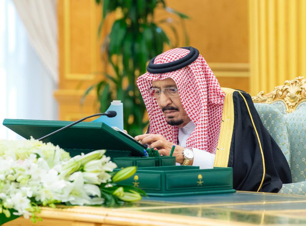 Bandaralgaloud's tweet photo. سيدي #خادم_الحرمين_الشريفين يرأس جلسة #مجلس_الوزراء. https://t.co/3jVqPk3YLX