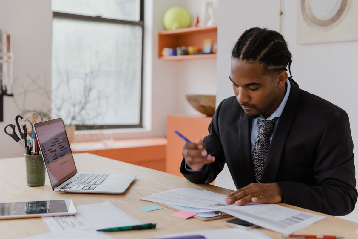 smallbusinessuk's tweet photo. If you’re considering growing your #businessinternationally, you’ll probably already have heard of an #EORInumber. It's essential for #internationaltrading. Find out all you need to know: https://t.co/2QdyDgzpQY @freshbooks @QuickBooks @emberhub https://t.co/68e1Y3AEpp