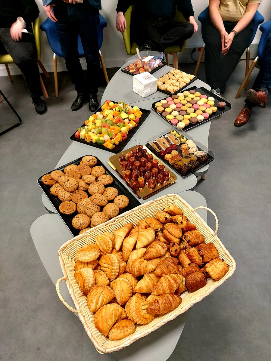Moment d'échange et de convivialité au sein de l'agence travaux en immeuble #CICM autour d'un bon petit déjeuner 🙂  afin d'inaugurer notre salle de bien être #QVT , merci à tous les acteurs 👏🌿 #DR #DT #CICM <a href="/GRDF/">GRDF</a> <a href="/lpoirierdietz/">Laurence Poirier-Dietz</a> <a href="/FrederiMartin/">Frederic Martin</a> <a href="/delormePh/">Delorme</a> <a href="/Zeg_ma/">Mourad Zégaoui</a> <a href="/SEnguehard/">Sandrine Enguehard</a>