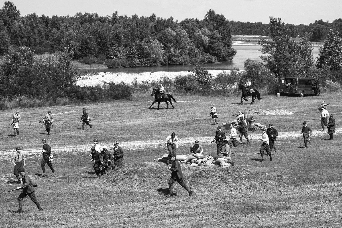 Nervese della Battaglia. Rievocazione storica battaglia della prima guerra mondiale. 2022 Si continua ancora oggi a combattere come molto tempo fa. La storia non ha insegnato nulla pultroppo.
#war #veneto #editorial #blackandwhite #Newspaper