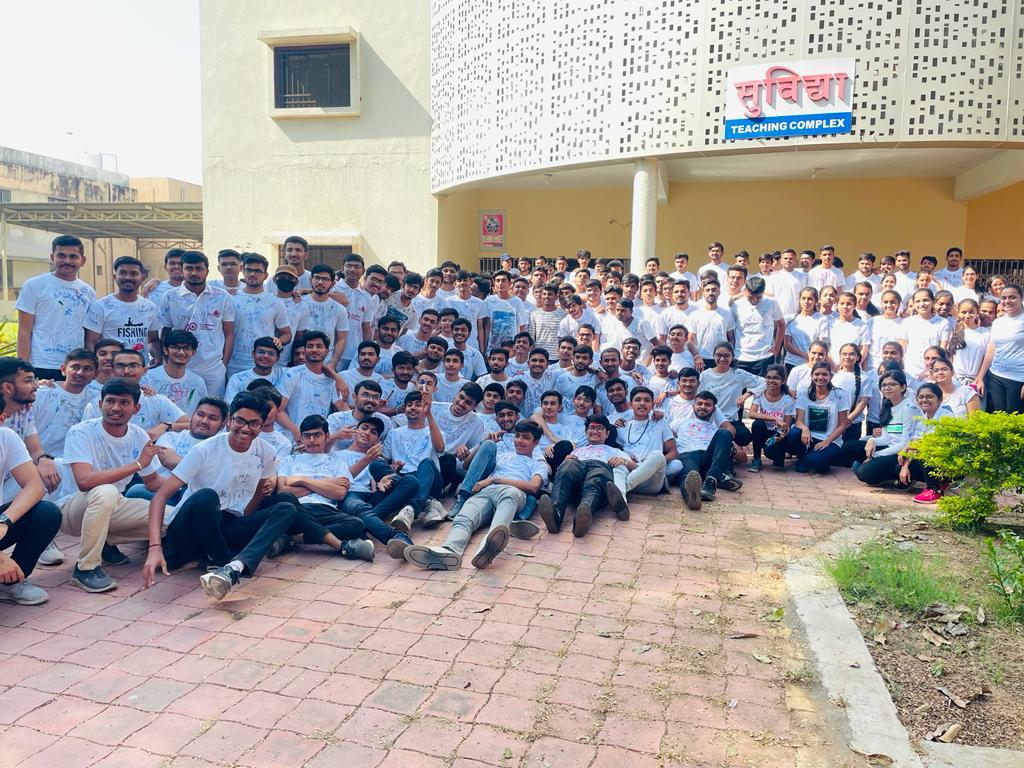 IshaBipinbhai's tweet photo. #familysince61
#smccollegeofdairyscience https://t.co/rr0UXYHj2L