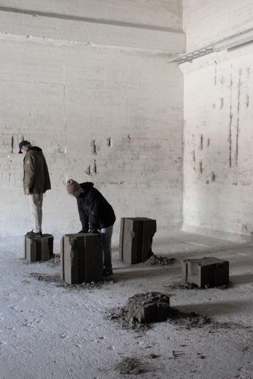droncostudio's tweet photo. Audience interacting and breaking down the artwork. 
We are taking part in the end of our own existence.
NFT imprints of existence.
STUDIO DEL PRESENTE: ATTO PRIMO on @foundation 

https://t.co/zLw7jLwOAi https://t.co/4hJy2loHTZ