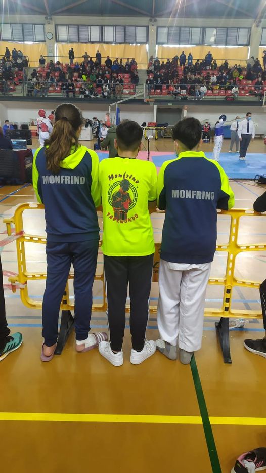 AlhEsDeporte's tweet photo. BRONCE PARA EL EQUIPO CADETE Y CUARTO PUESTO EN COMPETICIÓN PARA LOS DEPORTISTAS DE CD MONFRINO EN EL CAMPEONATO ANDALUZ DE LUCENA. 

#AlhaurínEsDeporte #AlhaurínEsTaekwondo #Taekwondo #CDMonfrino https://t.co/Zg8cN9Fgar