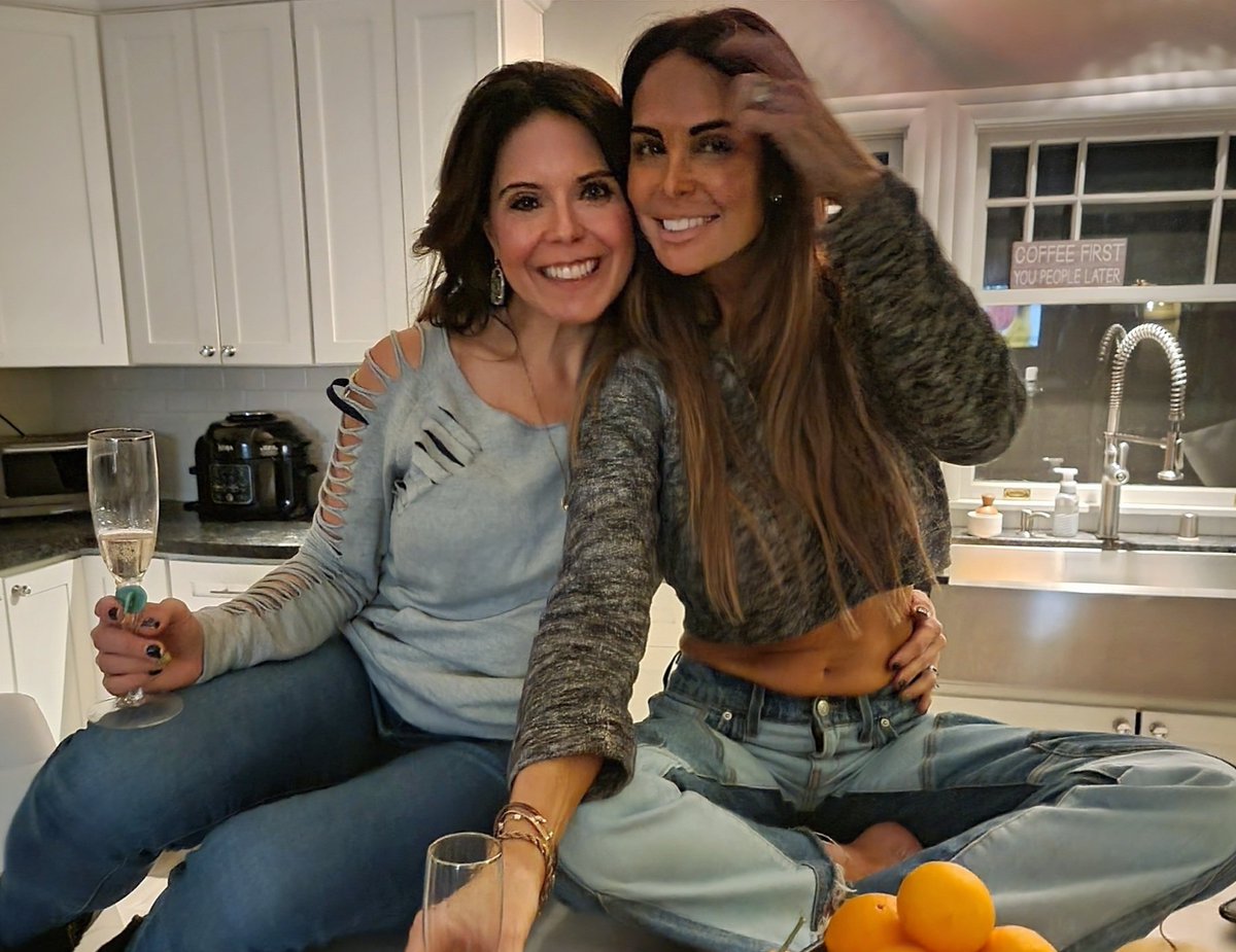 MILF Estates on X: Milf estates mom Simona t.coD8ju6I7t3w  X