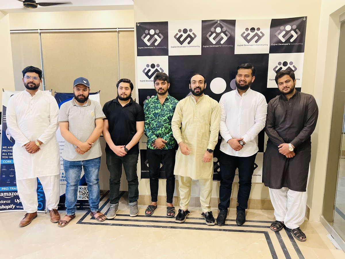 gdcorg's tweet photo. First Meetup | Introductory Meetup | GDC
#GDC22 #GDC2022 #firstmeetup #meetup #techmeetup #developers #developersmeetup #gujrat #community #gujratdeveloperscommunity https://t.co/9kudz61Fsv