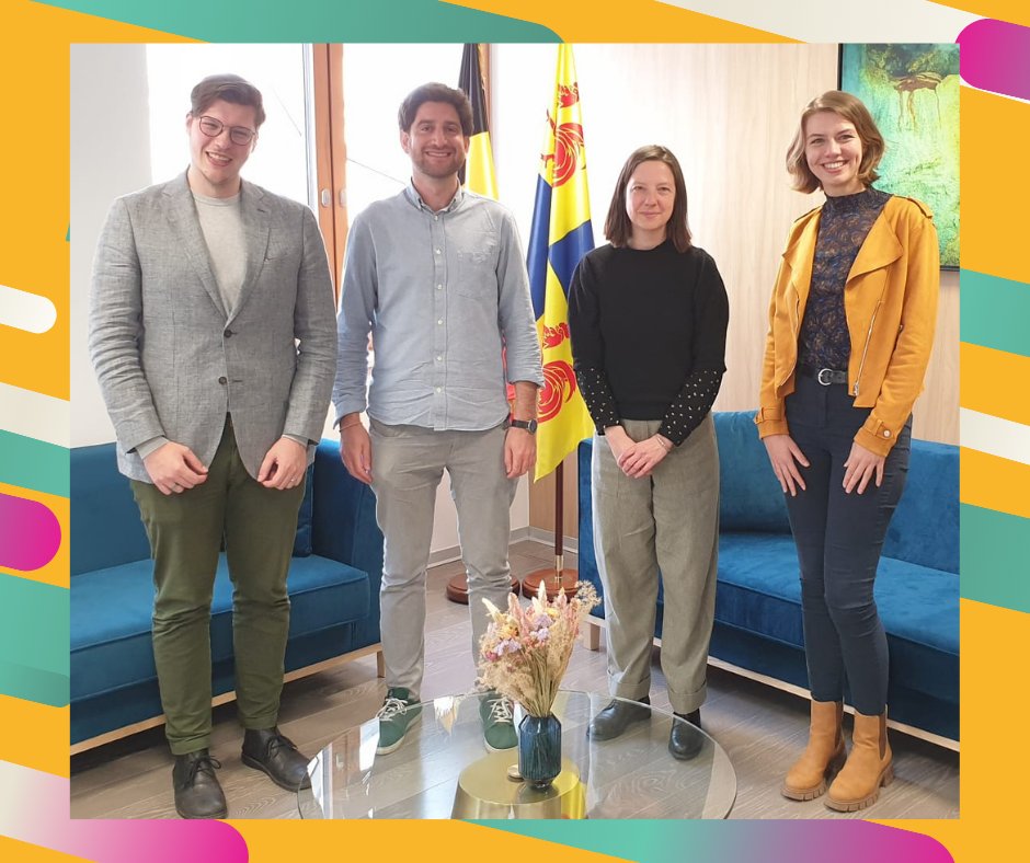 <a href="/Annajorien/">Annajorien Prins</a> et @MartdenHeijer de <a href="/VoltMaastricht/">🇪🇺 Volt Maastricht / Volt Mestreech ⭐️</a>  &amp; <a href="/VoltZwolle/">Volt Zwolle</a> (<a href="/VoltNederland/">Volt Nederland 👋</a> 🇳🇱 ) m'ont rendu visite au <a href="/ParlFR_Bxl/">Parlement francophone bruxellois</a> pour parler #démocratie #participative! ✅Objectif 🟰 appliquer le processus des commissions délibératives aux #PaysBas 💯👍