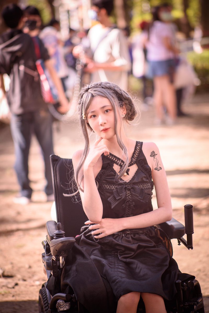 Ws場次會去 可以來找我🥰
預定
D1 寶可夢仙子精靈擬人
D2 黑執事 伊莉莎白
雖然現在拍照可以不用戴口罩！但合照雙方還是戴口罩比較好唷～

活動日期： 2022-04-02(六) ~ 2022-04-03(日)
活動會場： 高雄市社教館綜合體育館