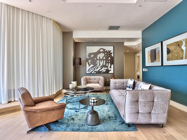 FOR SALE PENTHOUSE -  EXCLUSIVE CITY LIVING IN CAPE TOWN - No Transfer Duty - Sold VAT Inclusive
Asking price R15,000,000
Contact Louis Fouche 082 080 2815 to arrange a viewing.
ow.ly/4sxC50Iqg3Y

#KnightFrank #SouthAfrica #CapeTownProperty