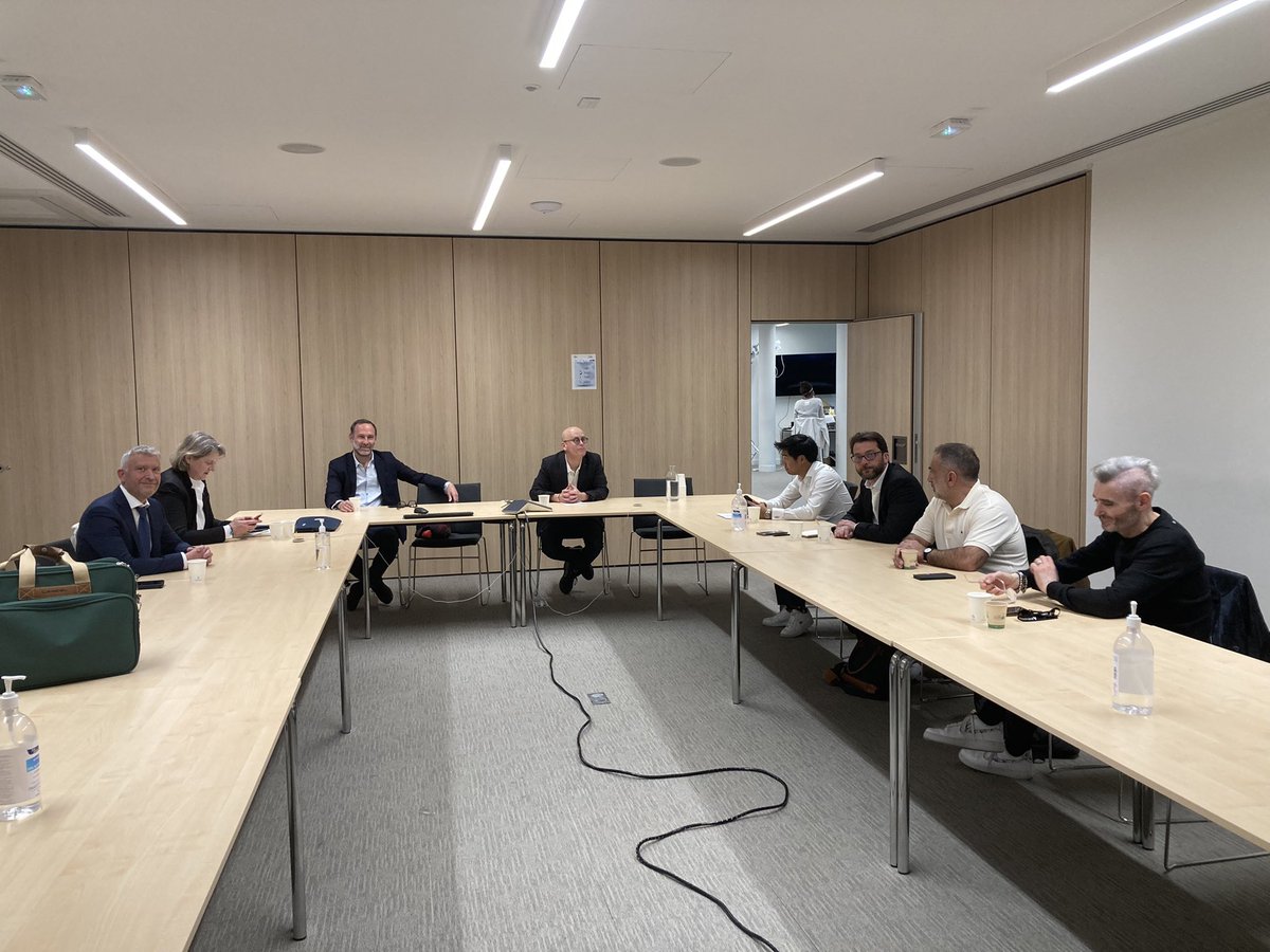 Guerin_Serge's tweet photo. Belle réunion travail transverse à @enmarchefr autour du Pacte #intergenerationnel @avecvous Comment Positiver enjeux du #vieillissement ? Merci  @jpigniez @dom_boulbes Pr Olivier Guerin @CHUdeNice @SebEmeriau Pauline Desforges @Ogilvy_Paris @coriou https://t.co/2KVx4MRQSq