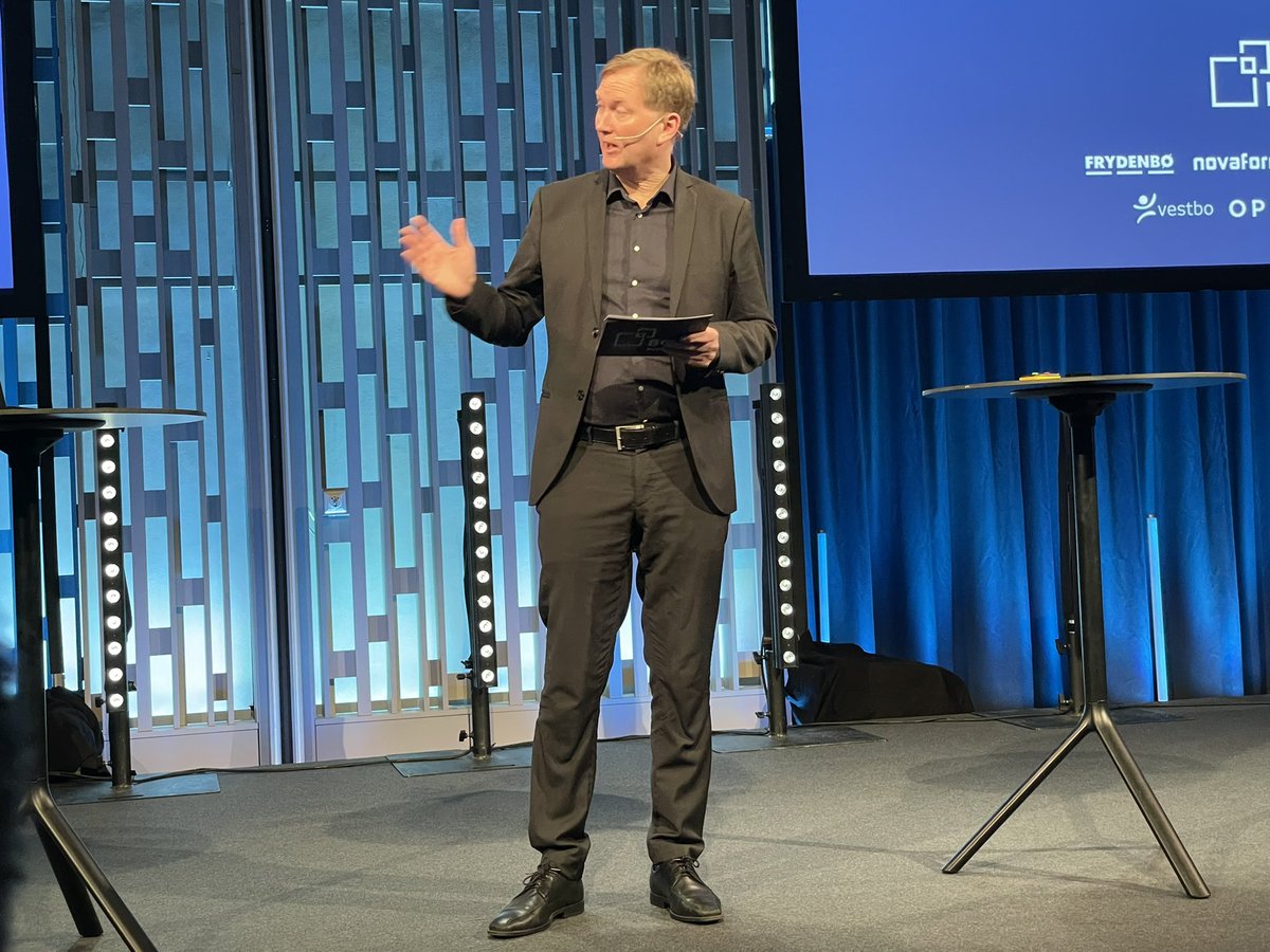 I dag samles eiendomsbransjen til Proptech Innovation Conference. <a href="/haraldsc/">Harald Schjelderup</a>, styreleder i klyngen og adm. dir i @bob_bergen, setter tonen i sin åpningstale til nesten 300 deltagere.