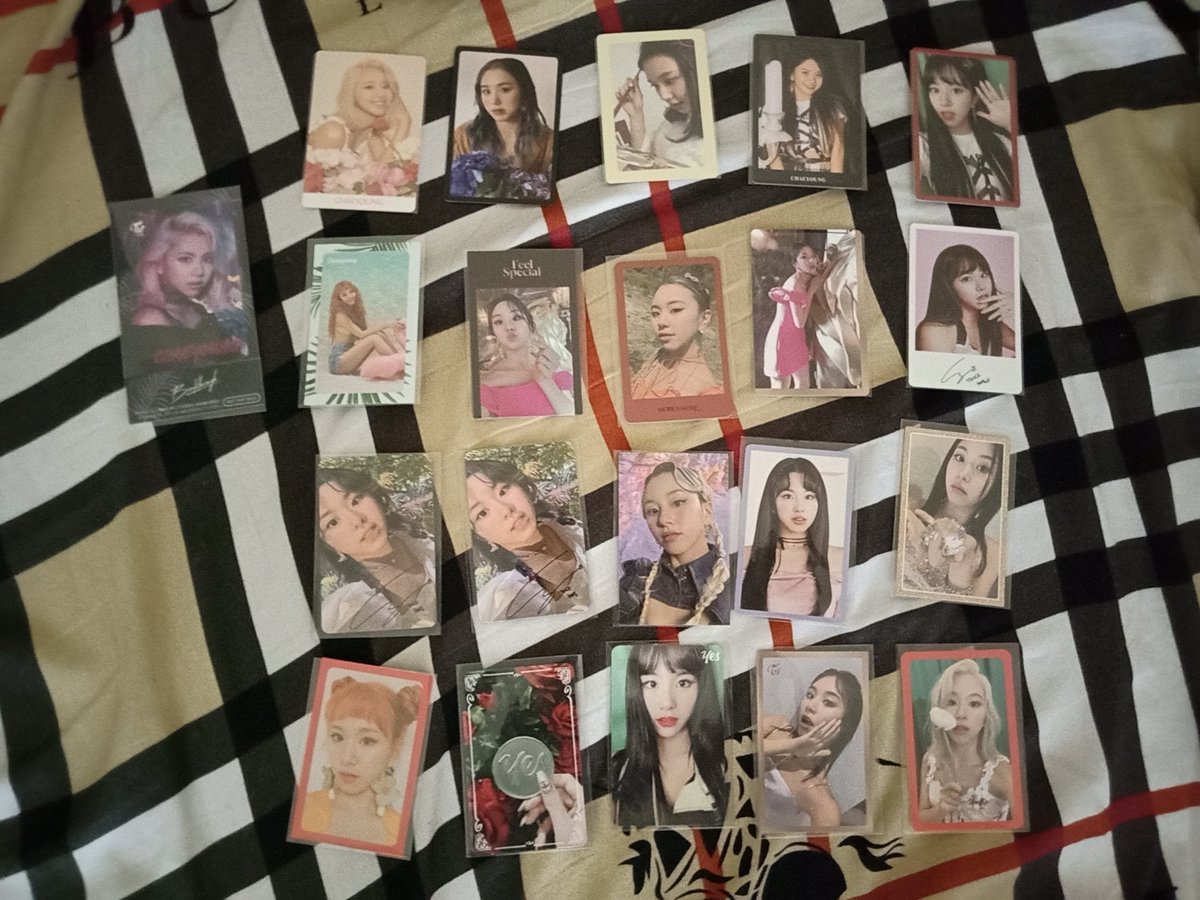 yuuberry_'s tweet photo. 💌 from: @dreamiescarrt #Chaebeerrymail
Chae pcs came home safely po! Thank you for bringing them home! Sadly kulang ng isang pc but I think it’s the jap seller’s fault thank you po again, until our next transaction!
#dcarrt_feedbacks https://t.co/LRfYbmgCuj