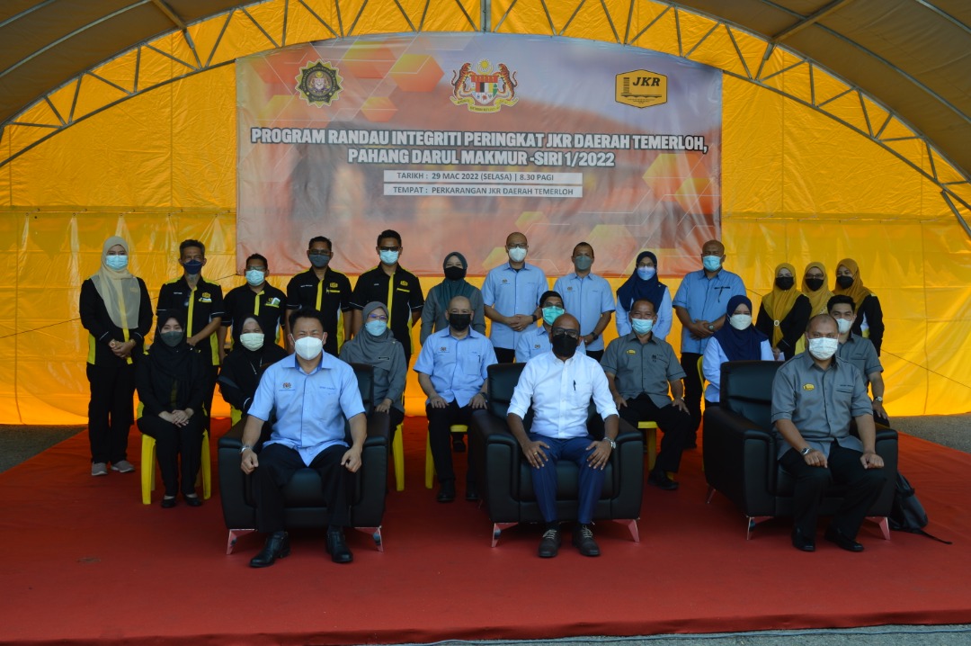 Program Randau Integriti Peringkat <a href="/JKRTemerloh/">JKR Daerah Temerloh</a>, Pahang Darul Makmur - Siri 1/2022 bersama Bahagian Integriti JKR <a href="/JKRMalaysia/">JKR Malaysia</a> dan <a href="/SPRMMalaysia/">SPRM</a> pada 29hb Mac 2022