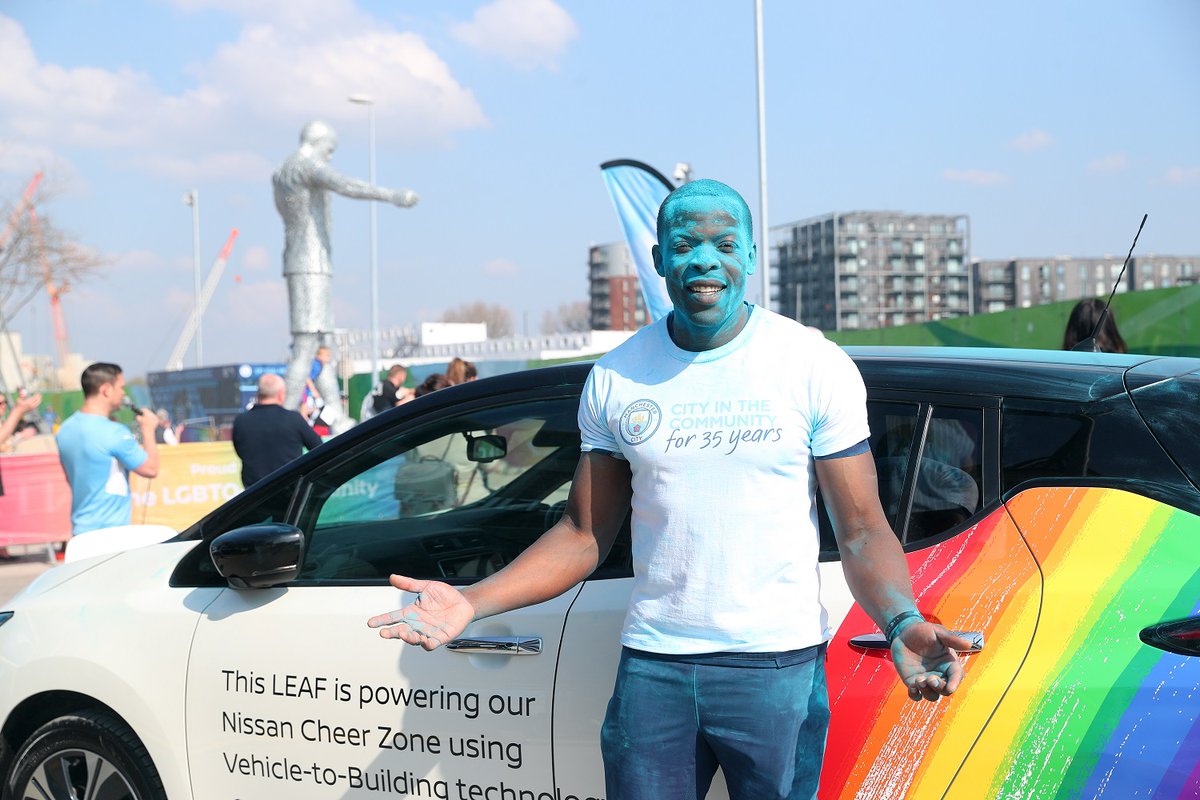 citcmancity's tweet photo. π| We'd like to say a HUGE thank you to @NissanUK, who were one of the sponsors for #BlueRun2022.
It was an amazing atmosphere and great to see so many people supporting the LGBTQ+ community along the Nissan cheer zone!
@Mancity #NissanPossibilitiesProject https://t.co/6EmF5WWIwi