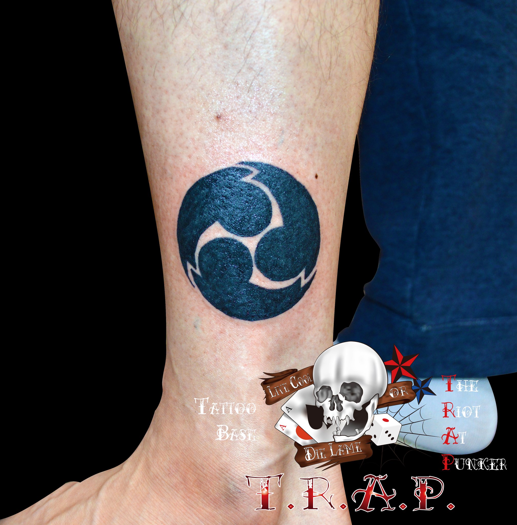 تويتر Tattoo Base T R A P على تويتر Tattoo Work 雷太鼓マーク Tattooed By Yu K Tattoo 彫師 入間市 タトゥー 刺青 フォローミー タトゥー好きな人と繋がりたい タトゥースタジオ 狭山市 飯能市 Japanesetattoo T Co Sdqmkypzgo