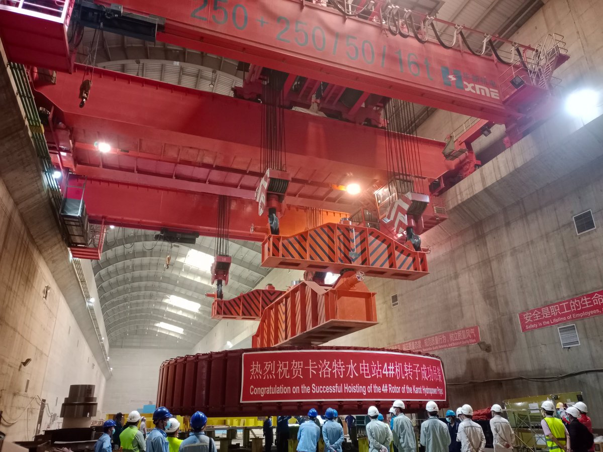 Gwadar_Pro's tweet photo. #CPECUpdates Great news! The 4th &amp; final rotor of Karot Hydropower Project was successfully hoisted.

Well-informed sources told @Gwadar_Pro that the project will achieve COD in June 2022. 

#cpec #CPECMakingProgress #emergingpakistan https://t.co/CwhJgMyuCr