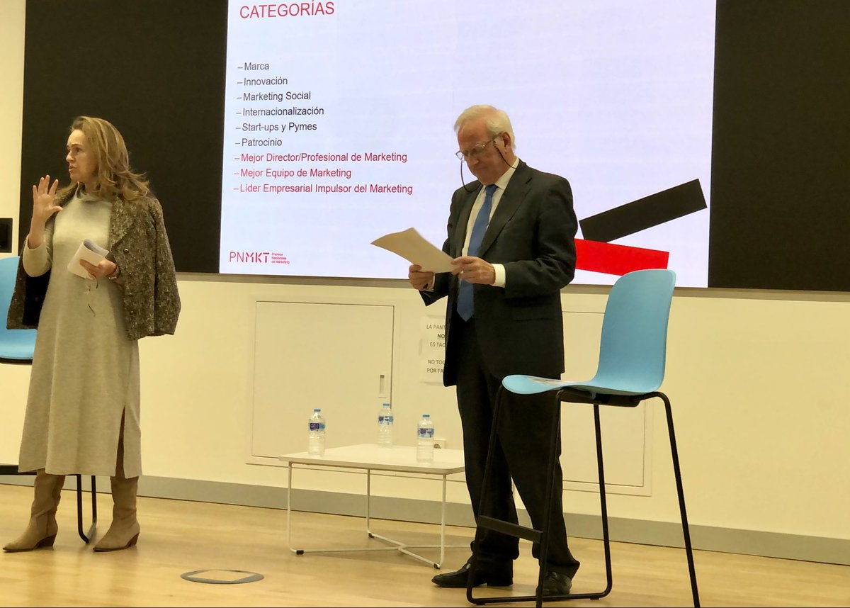 De la mano de nuestro director, <a href="/vcondes/">Víctor Conde</a>, y nuestra vicepresidenta y responsable de la Comisión de los Premios Nacionales de Marketing, <a href="/mariasdelcmaria/">María Sz del Corral</a>, estamos a punto de descubrir los nombres de los candidatos que conforman la Lista Larga de la XIV de los #PremiosAMKT.🏆