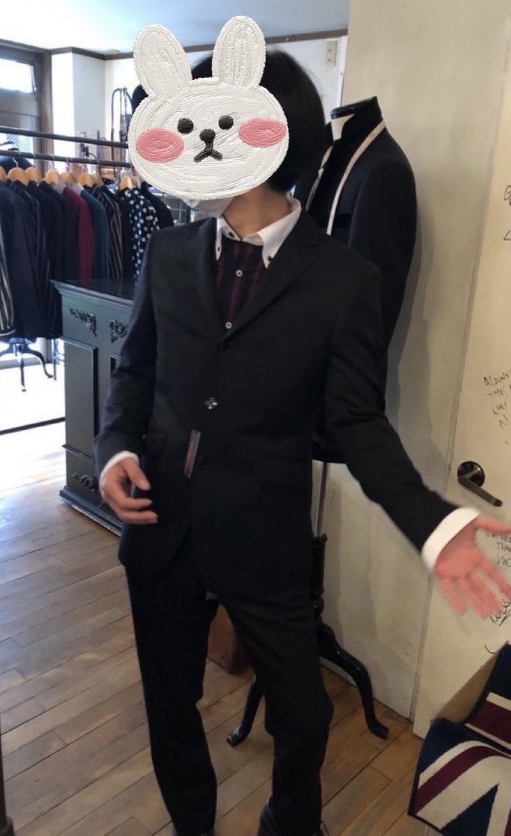 yuukiradio's tweet photo. 元々49kgってほっそほそだった時の
オーダーメイドスーツが入らないから
新調したけど
まだイケてるな？

#人格ラヂオ https://t.co/BvHG5PG53a