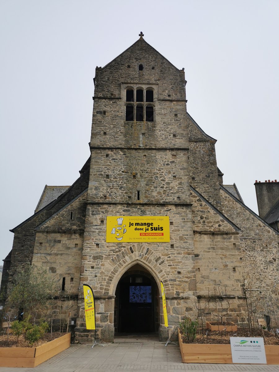 Interbev_Norm's tweet photo. Dans le cadre de l'exposition "Je mange donc je suis" en Normandie, @Interbev_Norm met en place 20 animations #APEV au sein de 12 écoles sur l’agglomération de #Coutances. Ces animations permettent aux élèves de comprendre l’importance de l’#élevage et l’#alimentation équilibrée. https://t.co/VCeBKU6G25