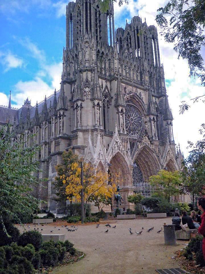 lifefrance's tweet photo. Daily #photooftheday from #France springtime in Reims, Champagne 💗
https://t.co/yORh6soz3I
#thegoodlifefrance https://t.co/40PCSr8wg6