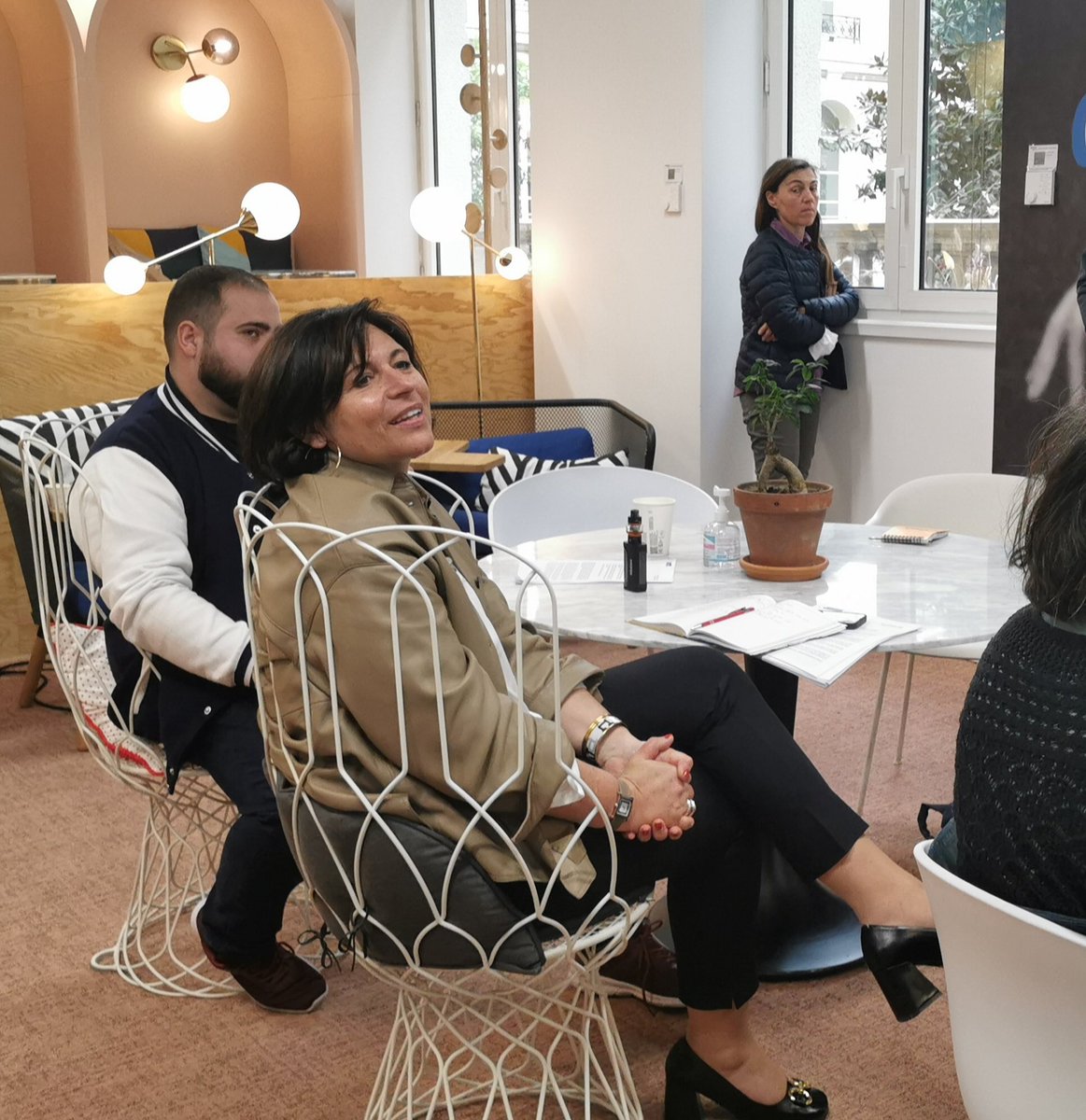 <a href="/LexcellentP/">Patricia Lexcellent</a> déléguée générale d'Initiative France : "La force de notre réseau ? Pouvoir solliciter l'un de nos 21 000 experts #bénévoles, selon les besoins spécifiques des porteurs de projets. Un #accompagnement qui se poursuit dans la durée avec le parrainage."