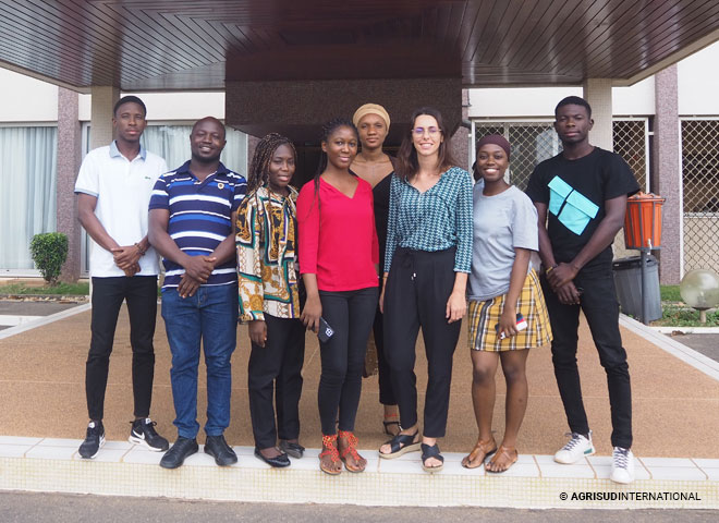 Agrisud_ONG's tweet photo. Agir pour la durabilité des #TPE agricoles et para-agricoles ivoiriennes / Agrisud est intervenue à la Chaire Pierre Castel en #cotedivoire pour travailler sur la durabilité des projet de jeunes entrepreneurs👉 https://t.co/NkEbFA1UDn
#SystèmeAlimentaire #entrepreneuriat #Afrique https://t.co/GRCuqm5TCl