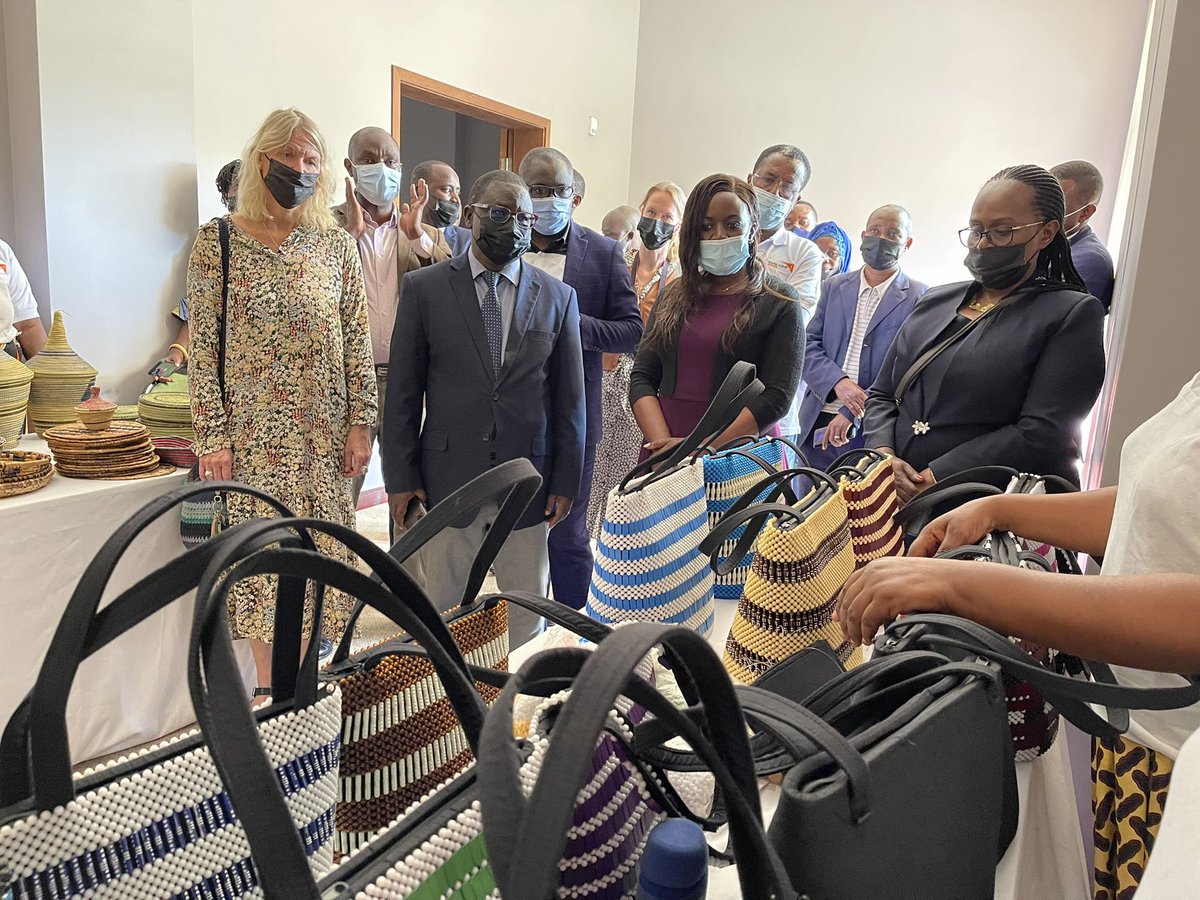 WVRwanda's tweet image. Happening Now: World Vision in partnership with @RusiziDistrict @Nyamasheke &amp;amp; Swedish International Development Cooperation Agency (SIDA) are celebrating the tremendous impact that was attained  through #COREproject in Nyamasheke &amp;amp; Rusizi districts. #COREProject