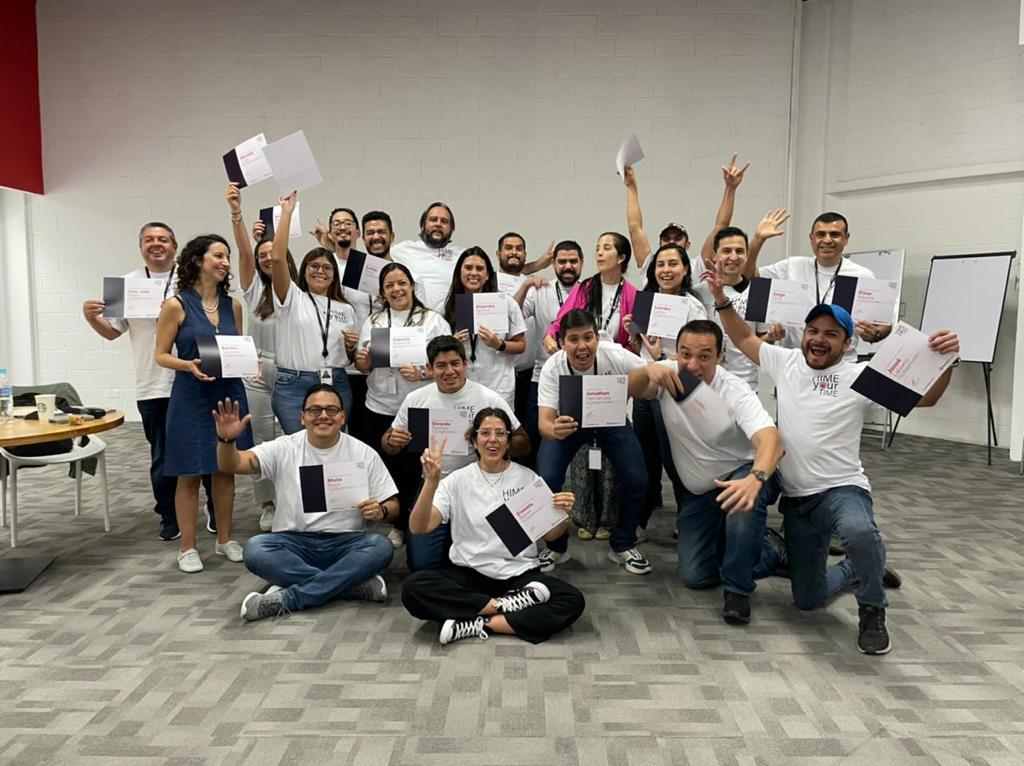 time_bat's tweet image. I recently gave my HIME Your TIME workshop to @applaudostudios  executive team, a fabulous group of managers, with 800 employees under their hands, who wish to work smarter: enough with long hours! enough with working weekends! enough with the never-ending stress! Work-With-Ease