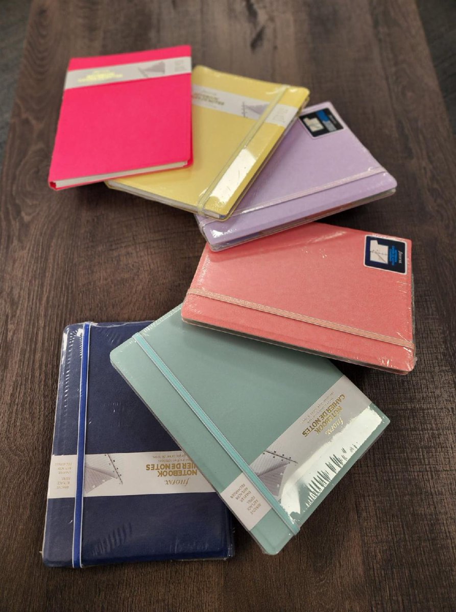 🌺 Spring into journaling with these F-U-N pastel and bright coloured notebooks! 🌺 Check out our pens &amp; highlighters to make journaling more fun and colourful!! Available at our retail locations!
#coveybasics #spring2022 #journalingideas #notebooks