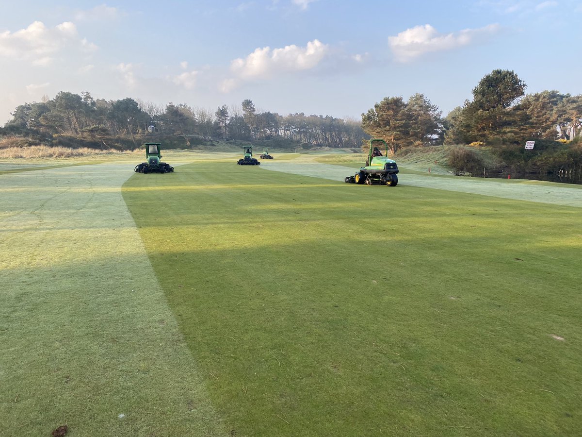 Cold one in the links <a href="/Hillside_GC/">Hillside Golf Club</a> this morning 🥶