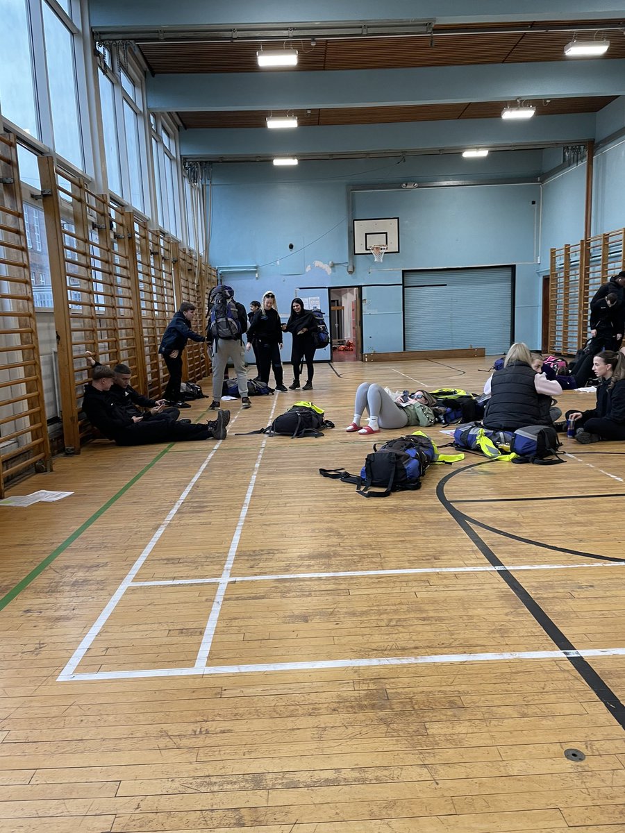 BAoutdoorEd's tweet photo. Our DofE groups patiently waiting to be set off on day 2 of their practice expedition.
@BellshillA https://t.co/guuE8YtLzR