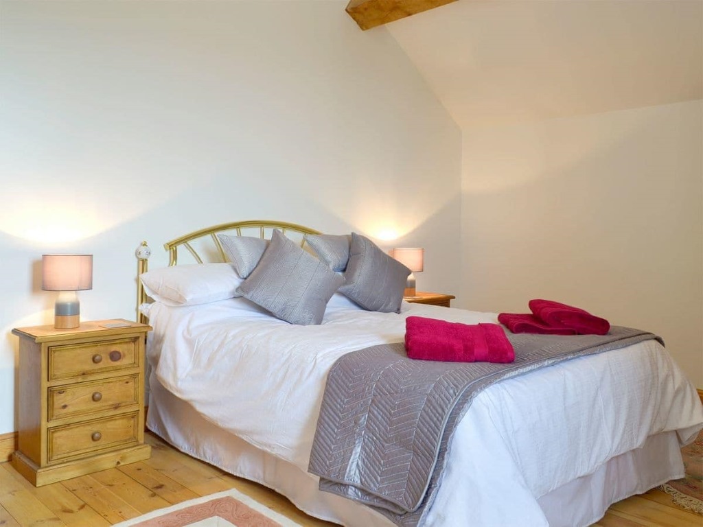 WeAcceptPets's tweet photo. Holly Cottage is a tastefully furnished cottage tucked away in a tranquil countryside setting. The cottage is set in a livery yard, offering a truly authentic rural experience.
https://t.co/e5yP7pbhOn
#Holiday #Rural #Pets #Stabling #Horses #Rural #Handley #Matlock #Derbyshire https://t.co/Bsq2wNxDPZ