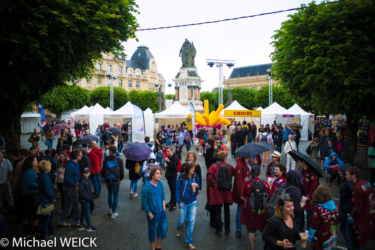 Le village du FIMU revient Place République ! L’occasion de retrouver nos partenaires, les structures étudiantes, le #SOKO Festival et le quartier libanais 🔥
@utbm_fr <a href="/ae_utbm/">AE UTBM</a> <a href="/SMTC90/">Optymo</a> <a href="/Nomadplay_app/">NomadPlay</a> <a href="/CA_FrancheComte/">CA Franche-Comté</a> <a href="/EauCarola/">Carola</a> <a href="/Aphiest/">APHIEST BELFORT</a>, <a href="/IF_Bobo/">IF_Bobo_BurkinaFaso</a> <a href="/radiocampus/">Radio Campus France - 29 radios</a> <a href="/RadioCampusBesa/">Radio Campus Besac</a>