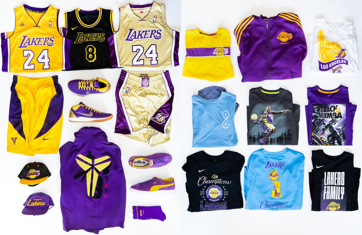 Les vêtements que j'emmène pour le voyage à Los Angeles : une partie de ma collection d'immense fan des Lakers et de Kobe Bryant depuis près de 15 ans 🏀👼🇺🇲 #LakeShow

J'espère que tu valides <a href="/LALakersFR/">Lakers France</a> 😁